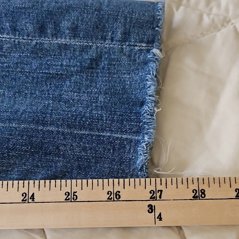 MOTHER Med Rise Dazzler Ankle Fray Jeans (Wash: We The Animals) - Picture 6 of 9